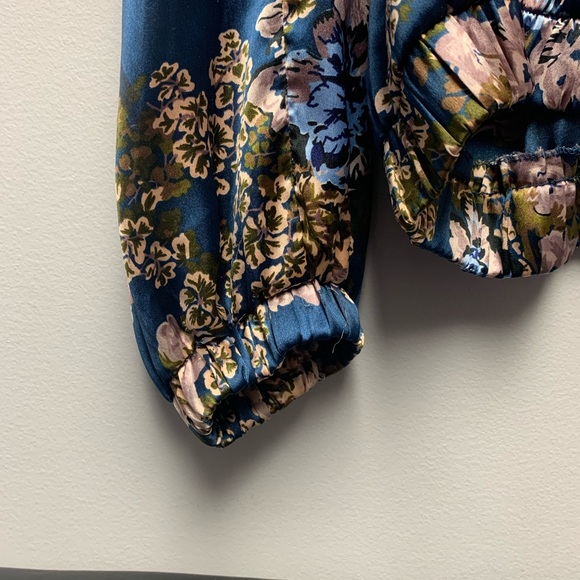 Lightweight bomber floral jacket, Wet Seal, size XL - Picture 5 of 9